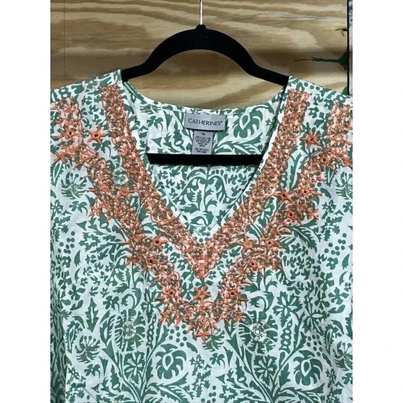 Catherine’s Size 1X Printed/Embroidery V Neck 3/4 Sleeve Tunic 100% Cotton - Picture 2 of 12
